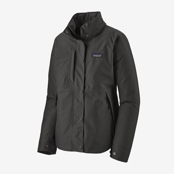 Patagonia Jackets & Blazers - Patagonia Women’s Light Storm Jacket in Black